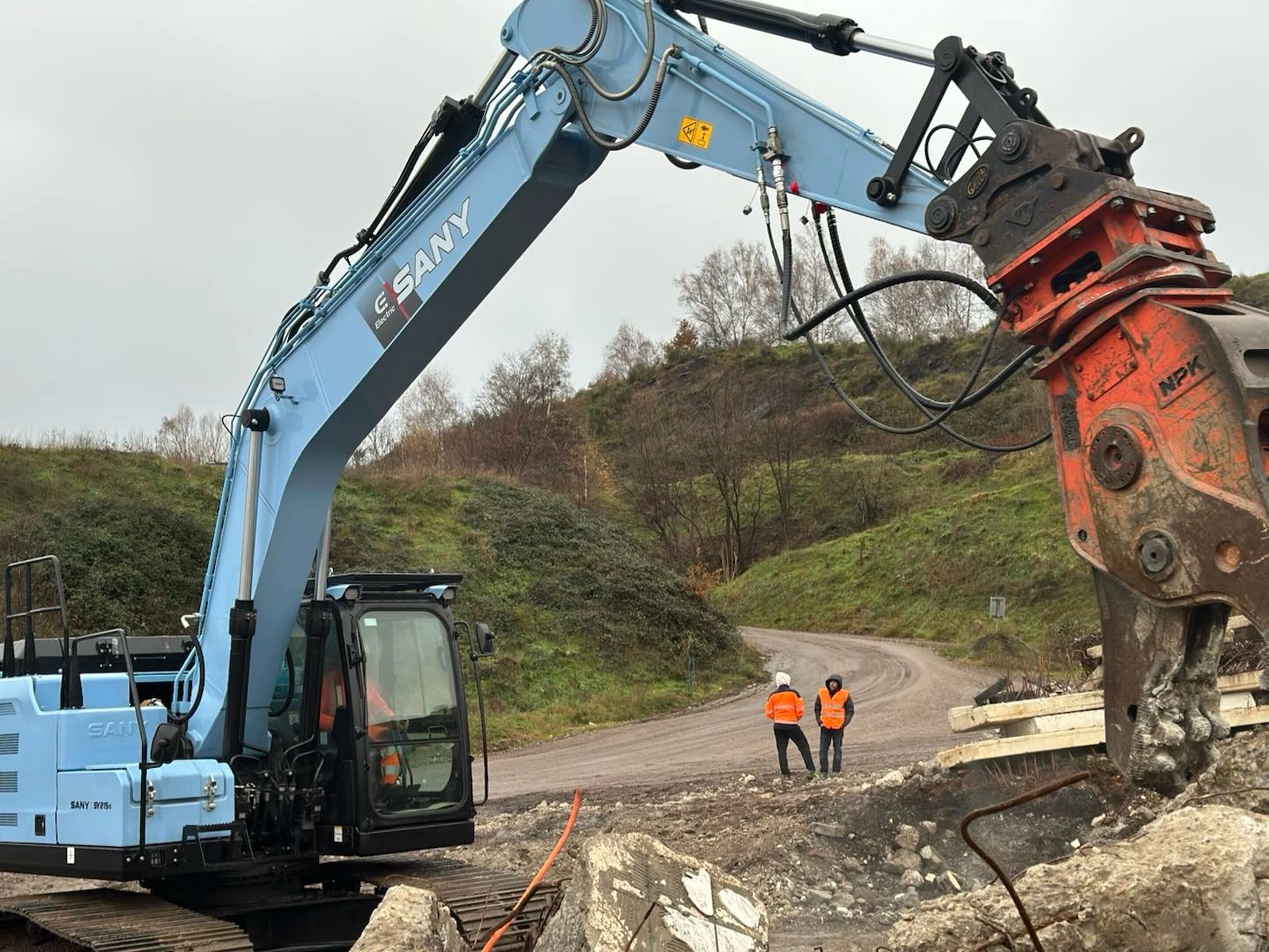 好体育综合app下载SY215E驾驶室细节
